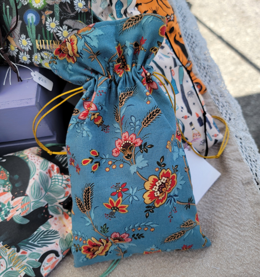 Victorian Floral Witchy Tarot Pouch